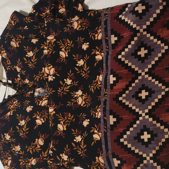 2 Beachlunchlounge Dress bundle - Picture 6 of 9